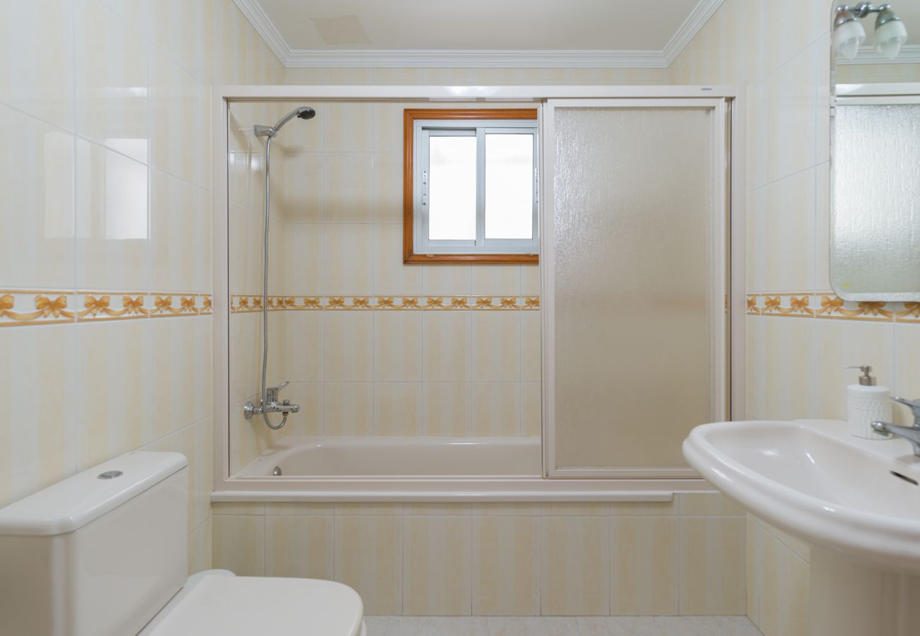 Ferienhaus in Las Palmas de Gran Canaria - Huge Balcony over Las Cantera