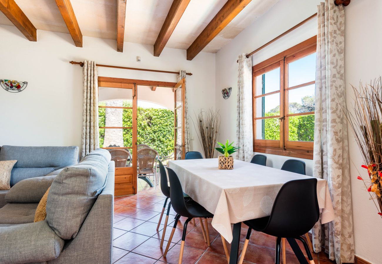 Villa in Cala Blanca - Perfect Villa! Private pool, BBQ, Air conditioning, Wifi !!!!