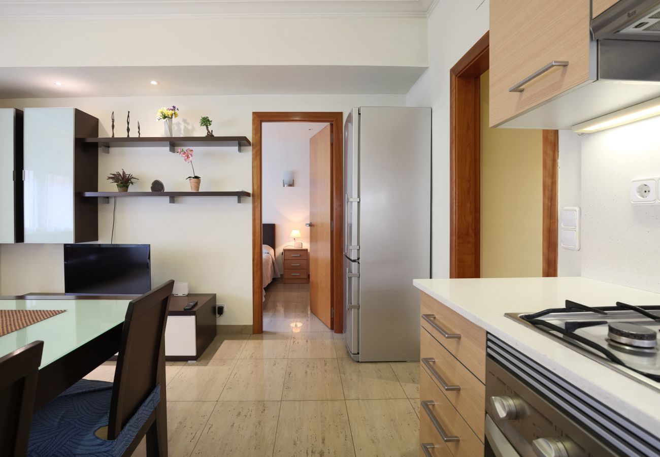 Ferienwohnung in Barcelona - MARQUES, moderno piso renovado de 4 dormitorios en alquiler por días en Barcelona centro, Eixample, Sant Antoni.