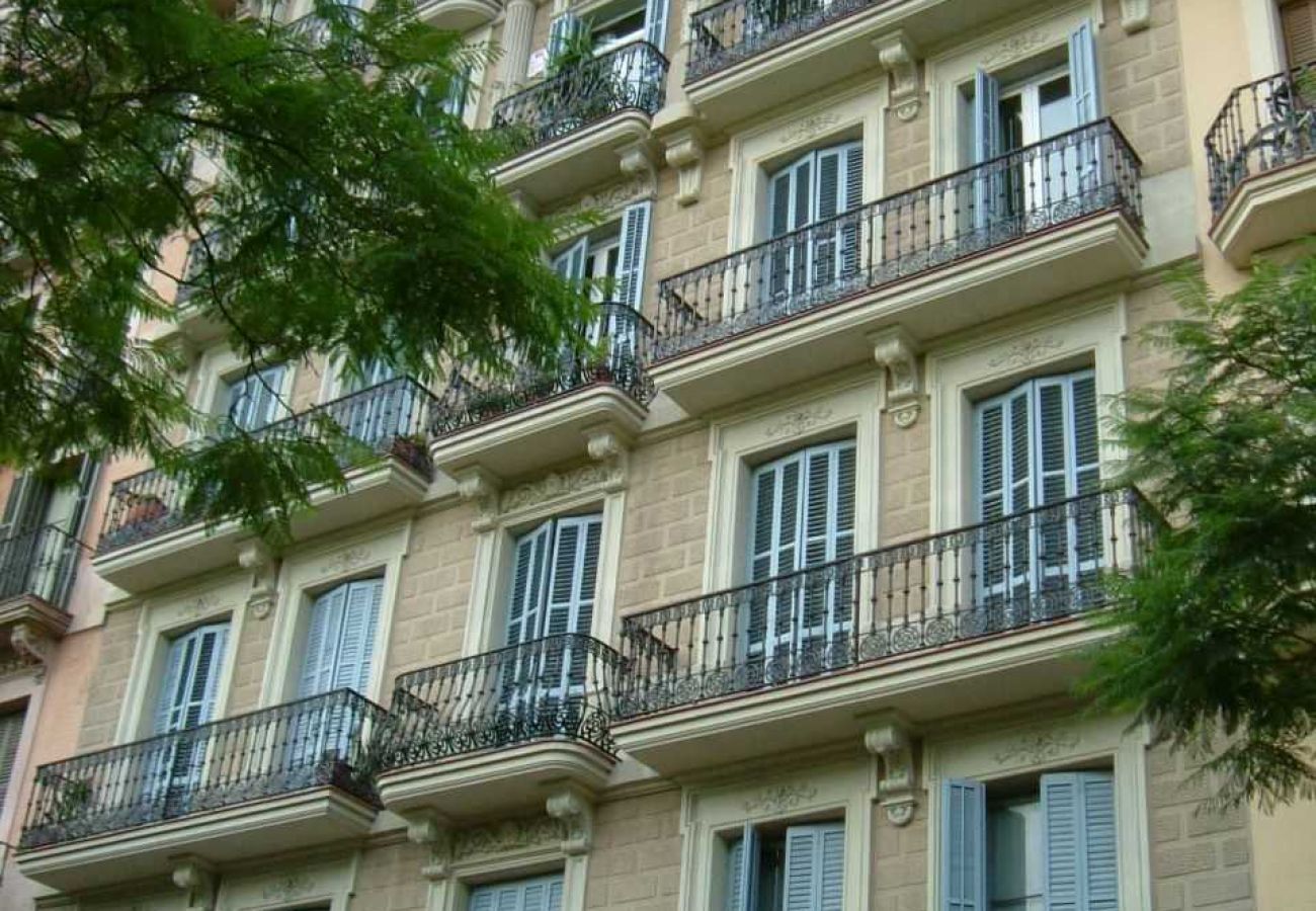 Ferienwohnung in Barcelona - Piso en alquiler con gran terraza privada, junto Passeig de Gracia, Barcelona centro