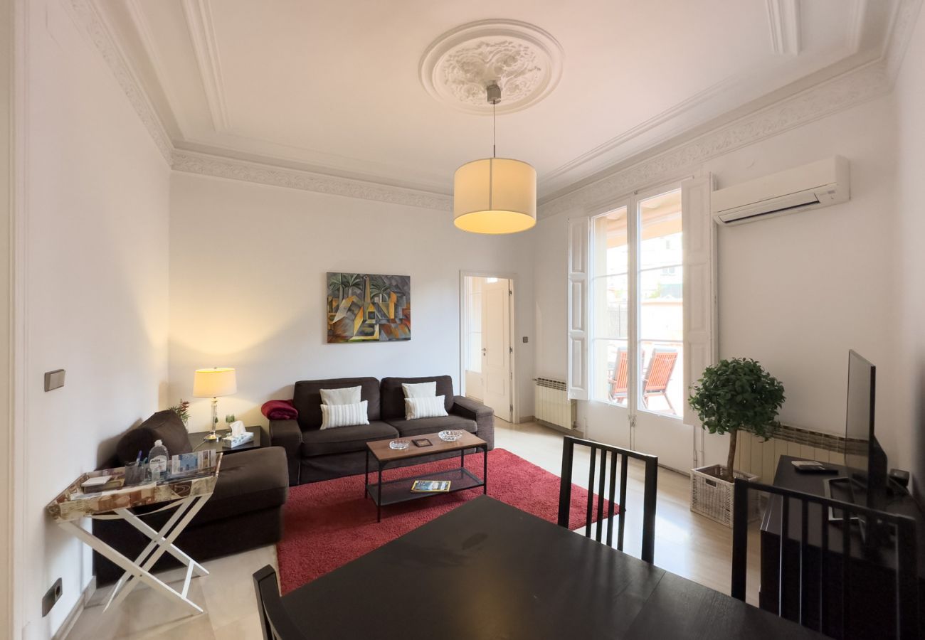 Ferienwohnung in Barcelona - Piso en alquiler con gran terraza privada, junto Passeig de Gracia, Barcelona centro