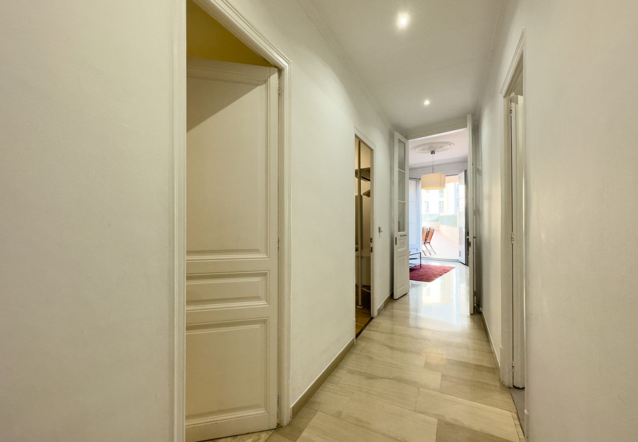 Ferienwohnung in Barcelona - Piso en alquiler con gran terraza privada, junto Passeig de Gracia, Barcelona centro