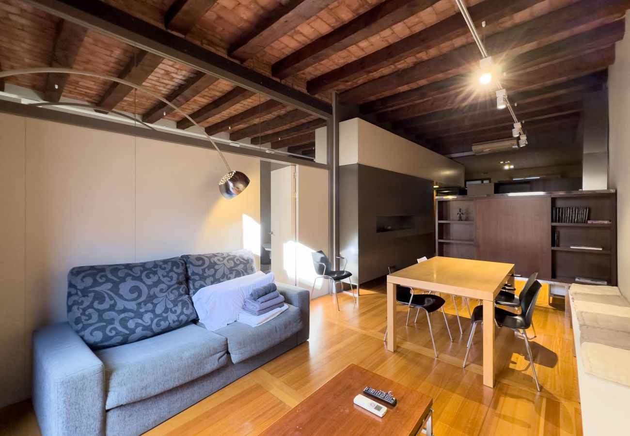 Ferienwohnung in Barcelona - GRACIA DREAM, piso turístico  restaurado de diseño en Gràcia, Barcelona centro