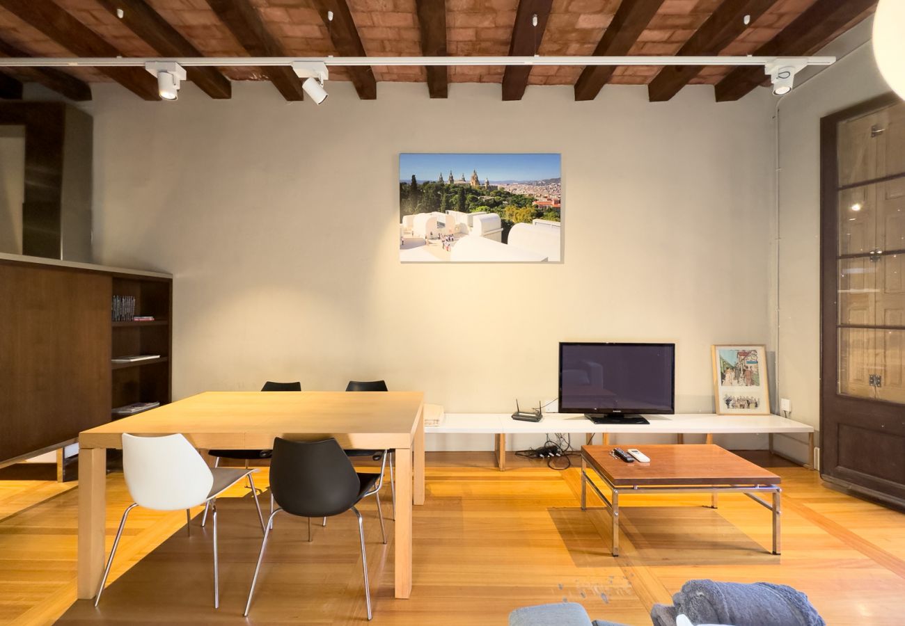 Ferienwohnung in Barcelona - GRACIA DREAM, piso turístico  restaurado de diseño en Gràcia, Barcelona centro