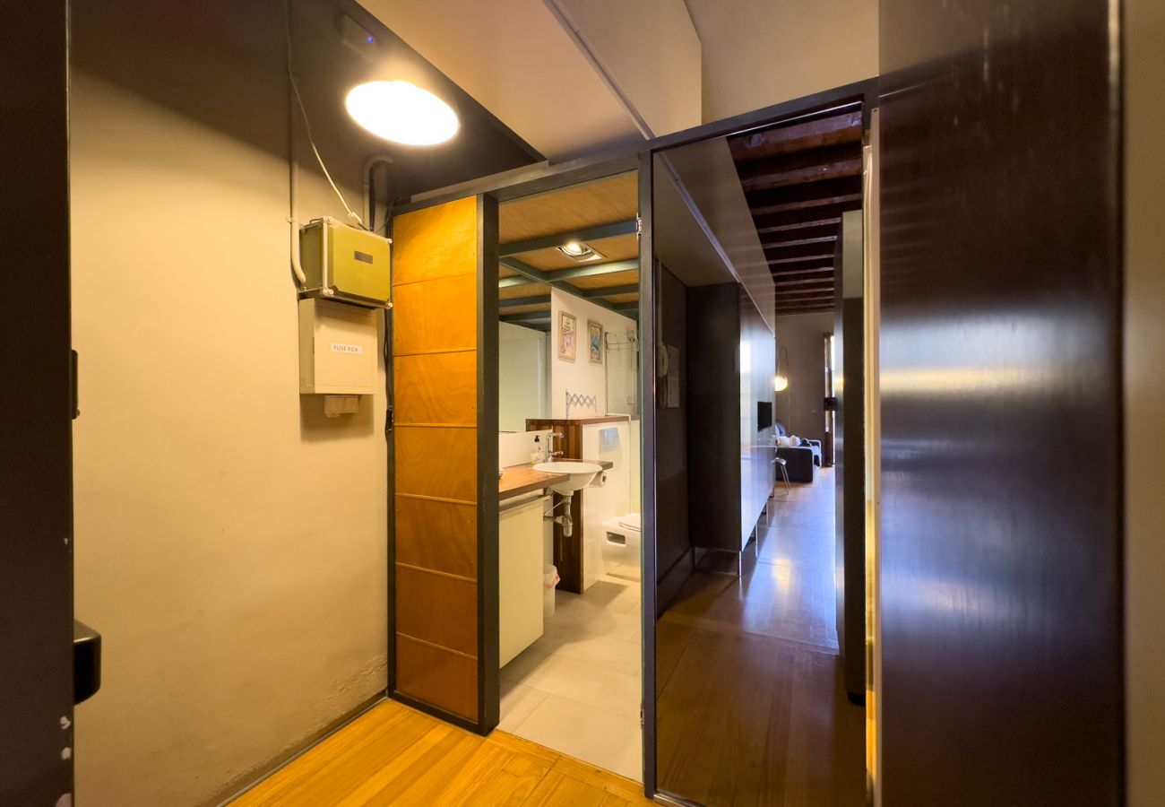 Ferienwohnung in Barcelona - GRACIA DREAM, piso turístico  restaurado de diseño en Gràcia, Barcelona centro