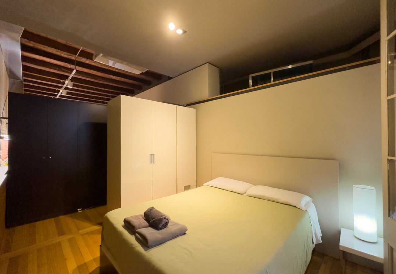 Ferienwohnung in Barcelona - GRACIA DREAM, piso turístico  restaurado de diseño en Gràcia, Barcelona centro