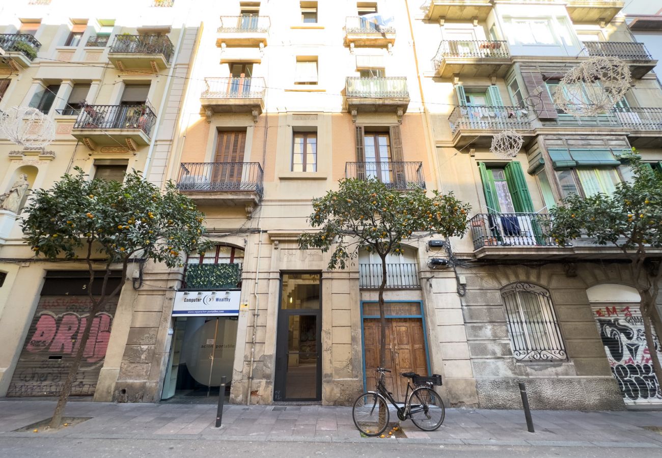 Ferienwohnung in Barcelona - GRACIA DREAM, piso turístico  restaurado de diseño en Gràcia, Barcelona centro