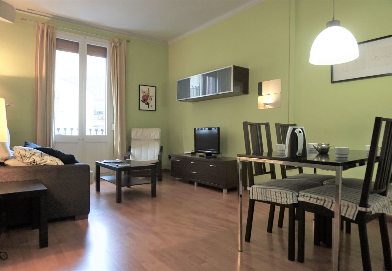 Ferienwohnung in Barcelona - PLAZA ESPAÑA & MONTJUÏC, piso en alquiler por días muy bonito, tranquilo, agradable en Barcelona centro