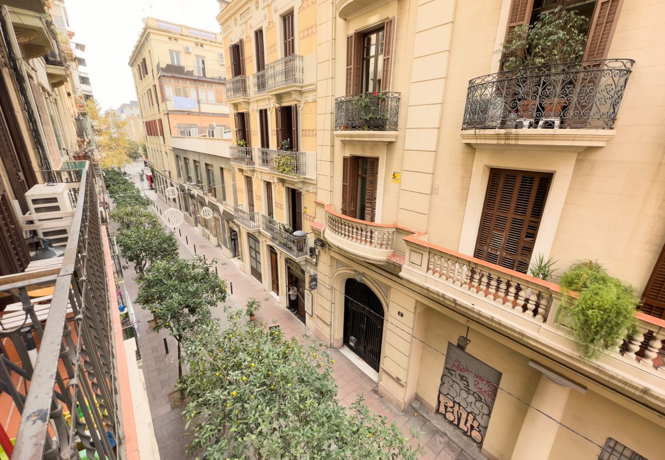 Ferienwohnung in Barcelona - Estudio bonito, confortable, tranquilo y luminoso en alquiler en Gracia, Barcelona centro