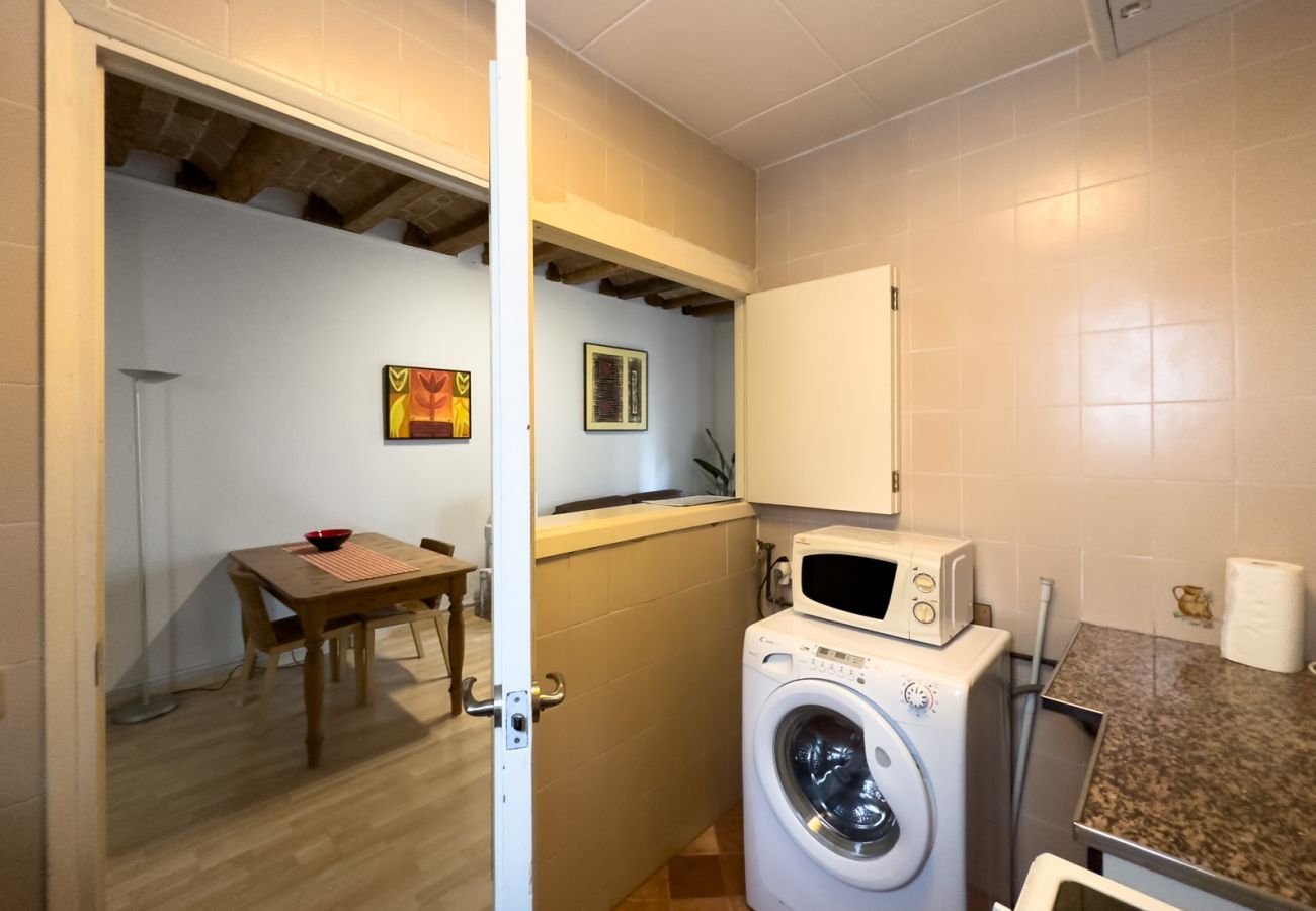 Ferienwohnung in Barcelona - Estudio bonito, confortable, tranquilo y luminoso en alquiler en Gracia, Barcelona centro