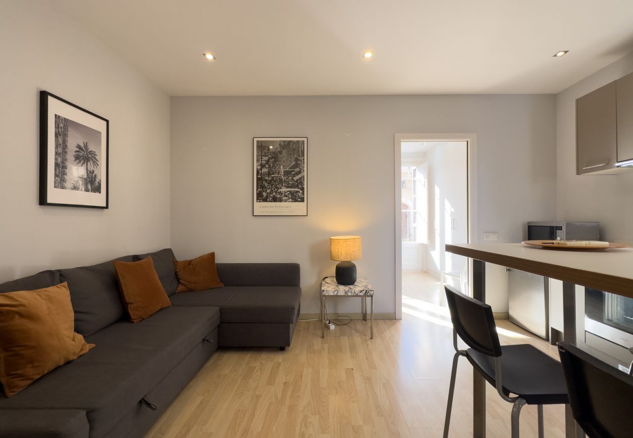 Ferienwohnung in Barcelona - Piso con encanto, restaurado y equipado, muy bonito y luminoso en Barcelona centro, Gracia