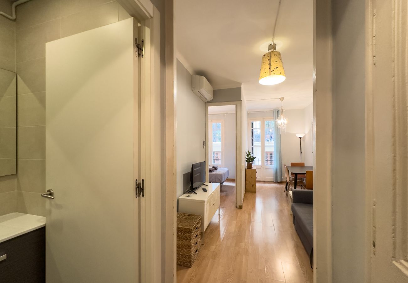 Ferienwohnung in Barcelona - Apartamento bonito con balcón en alquiler por días en Barcelona centro, Gracia