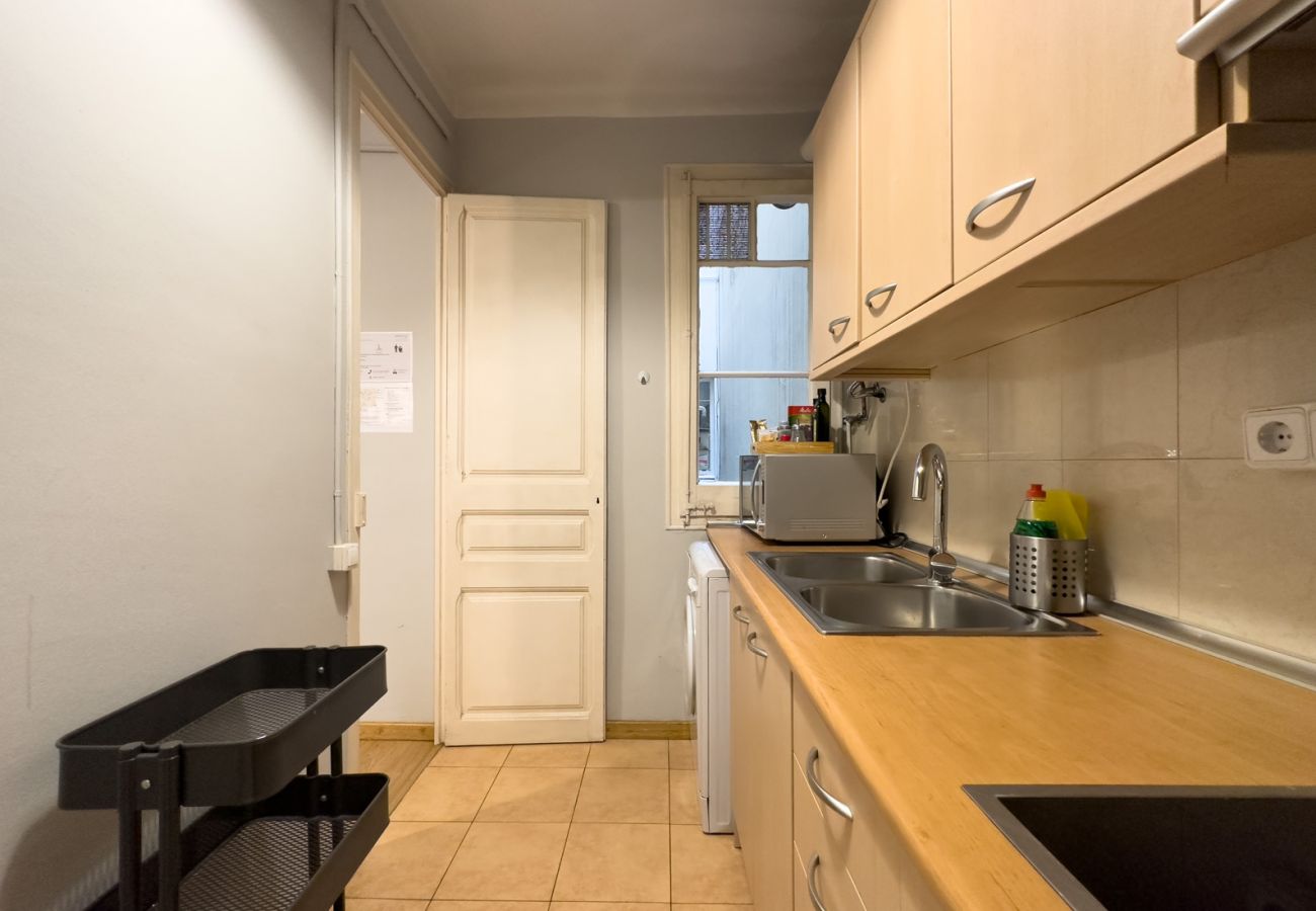 Ferienwohnung in Barcelona - Apartamento bonito con balcón en alquiler por días en Barcelona centro, Gracia