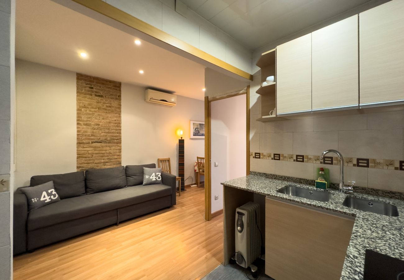 Ferienwohnung in Barcelona - Piso con patio terraza privada en alquiler en Barcelona centro, Gracia