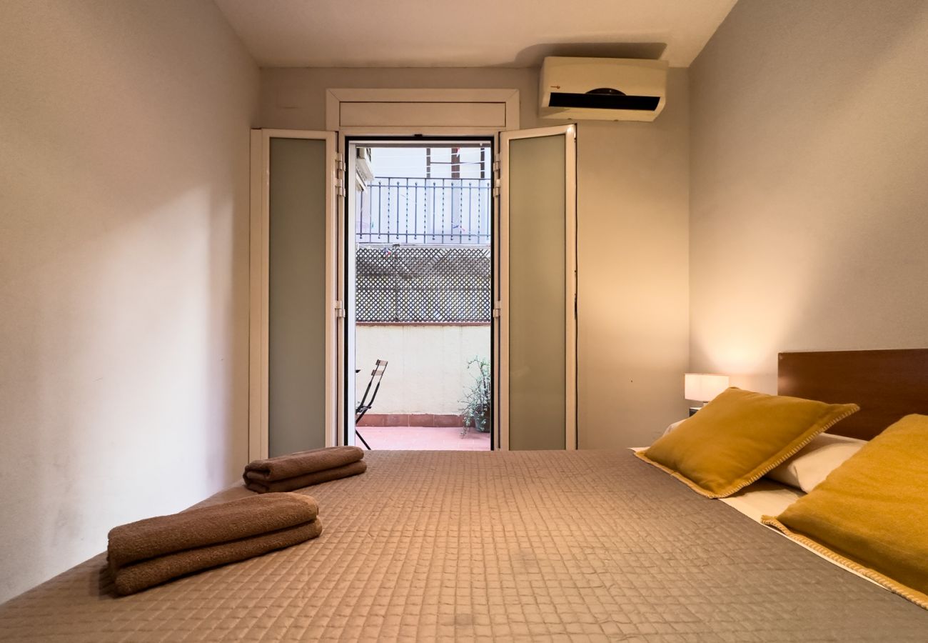 Ferienwohnung in Barcelona - Piso con patio terraza privada en alquiler en Barcelona centro, Gracia