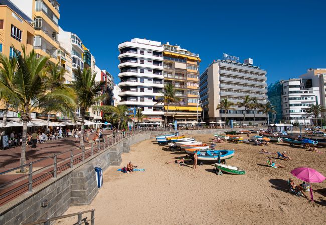 Ferienhaus in Las Palmas de Gran Canaria - Wohnung mit großem Balkon am Meer by CanariasGetaway