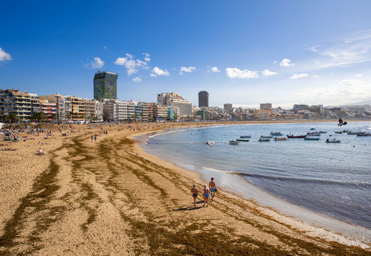 Ferienhaus in Las Palmas de Gran Canaria - Wohnung mit großem Balkon am Meer by CanariasGetaway