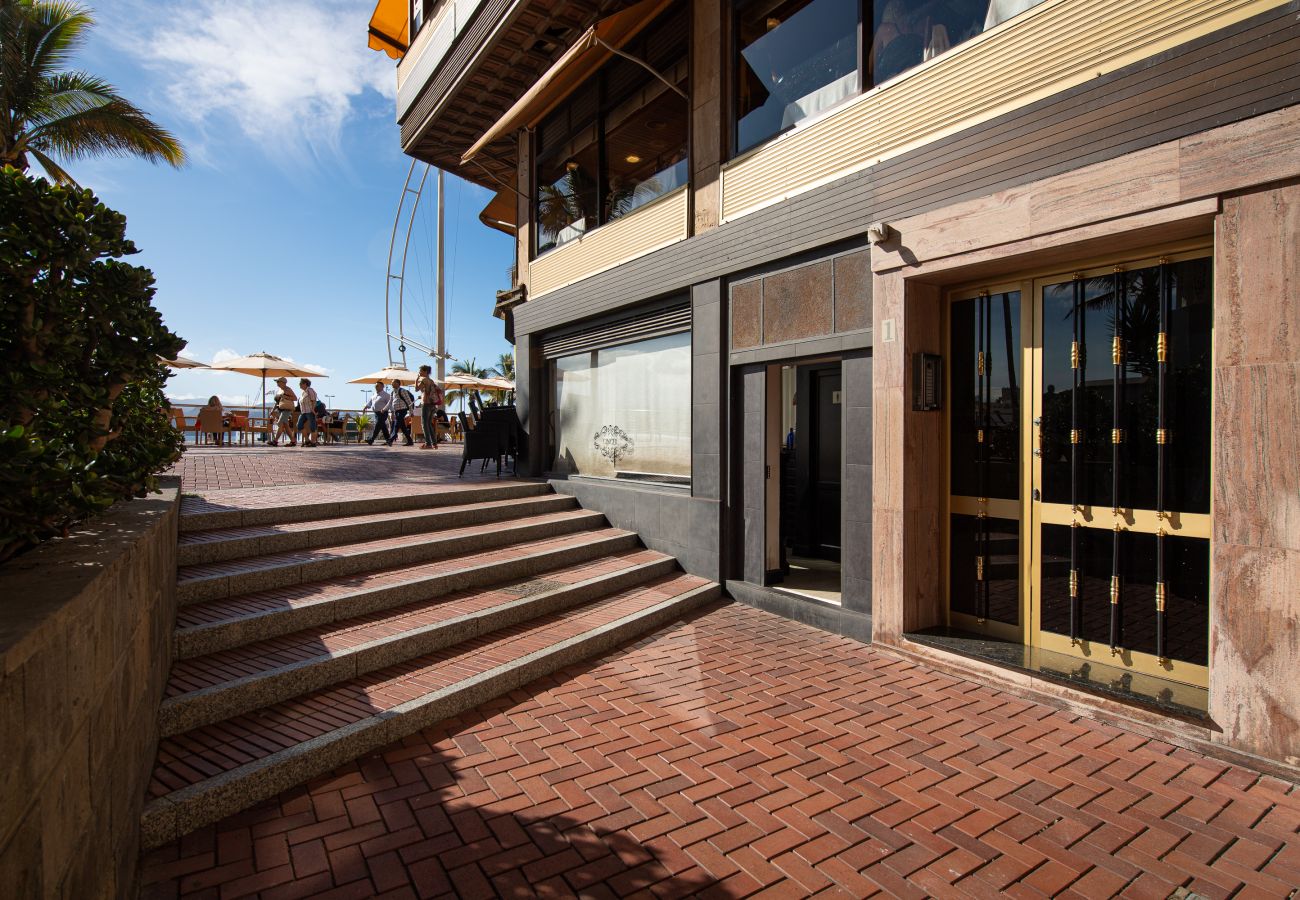 Ferienhaus in Las Palmas de Gran Canaria - Wohnung mit großem Balkon am Meer by CanariasGetaway