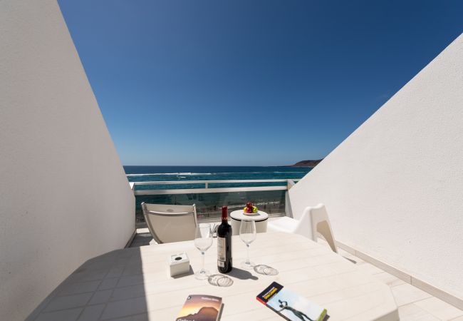 Studio in Las Palmas de Gran Canaria - Great terrace sea views By CanariasGetaway 