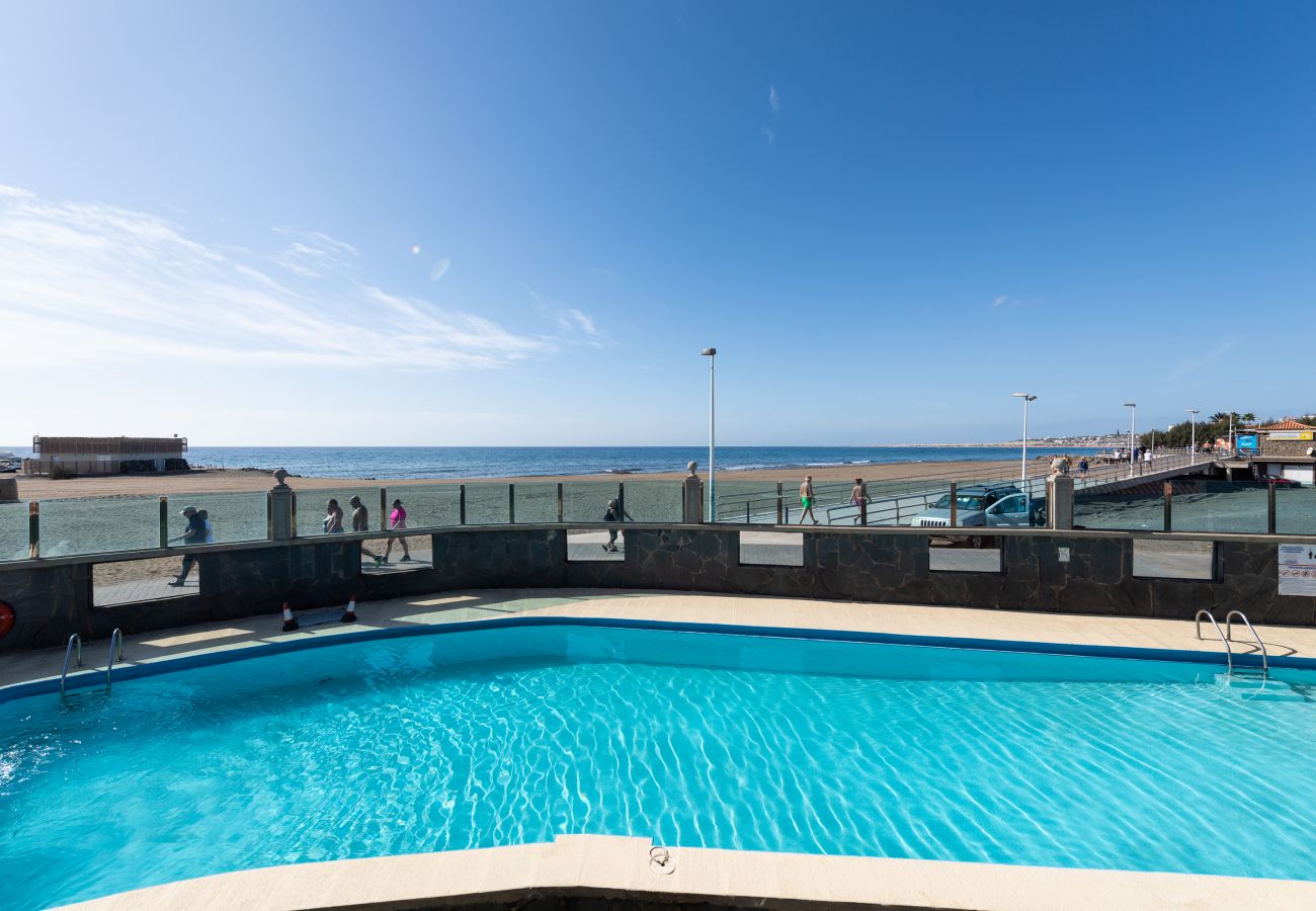 Ferienhaus in San Bartolomé de Tirajana - Las Burras Beach terrace&pool By CanariasGetaway 