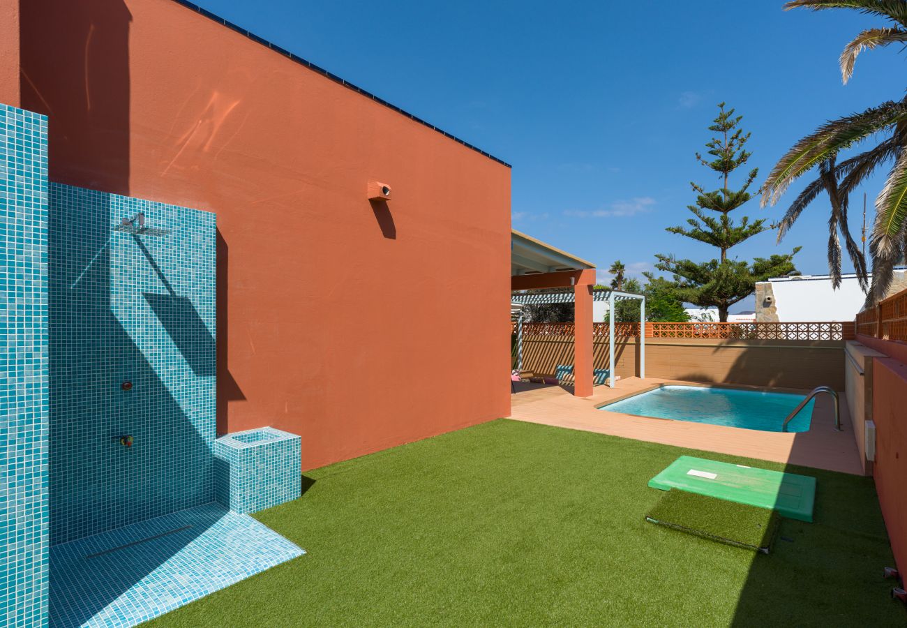 Villa in Corralejo - Long Beach with pool By CanariasGetaway 