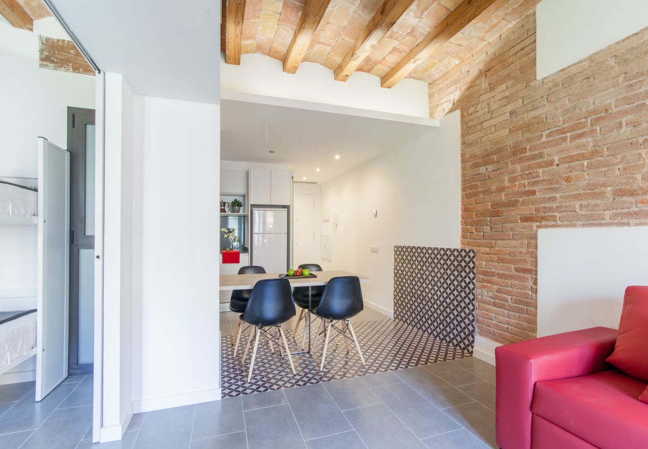 Ferienwohnung in Barcelona - DELUXE piso en alquiler con terraza y piscina en Barcelona centro