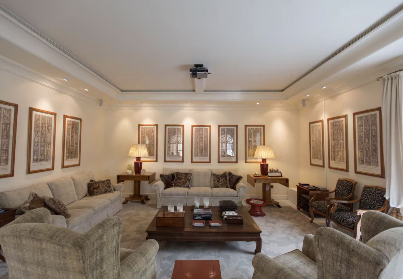 Villa in San Bartolomé de Tirajana - Sunset Luxe Retreat