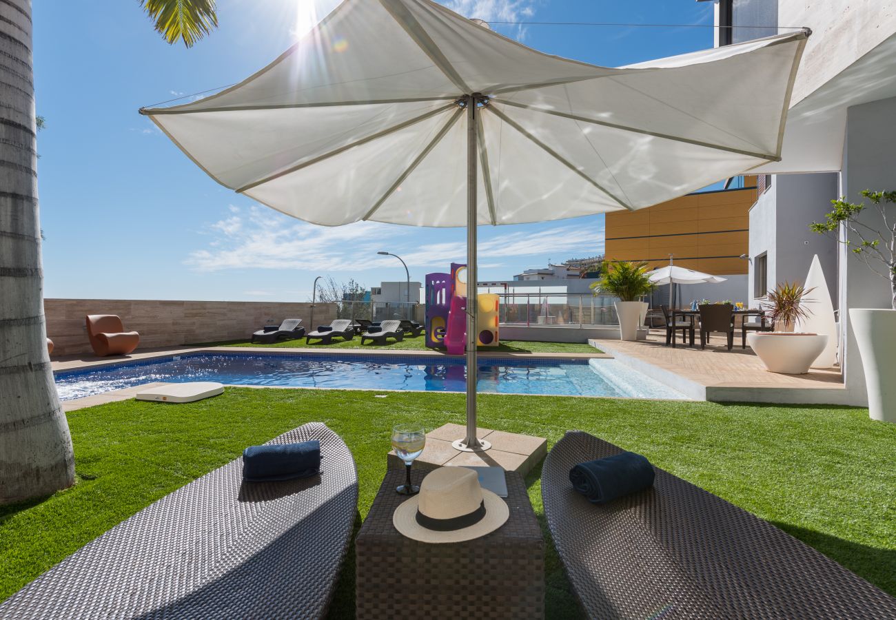 Villa in Tenerife - STUNNING LUXURY VILLA WITH SEA VIEWS -  HomeForGuest