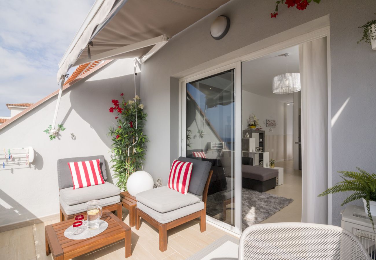 Ferienwohnung in Bajamar - HomeForGuest APT MIT MEERESBLICK, BARBEQUE, GYM