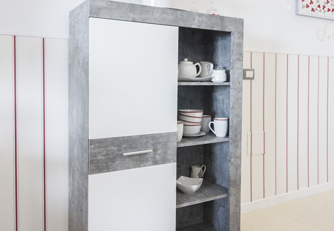 Ferienwohnung in Bajamar - HomeForGuest APT MIT MEERESBLICK, BARBEQUE, GYM