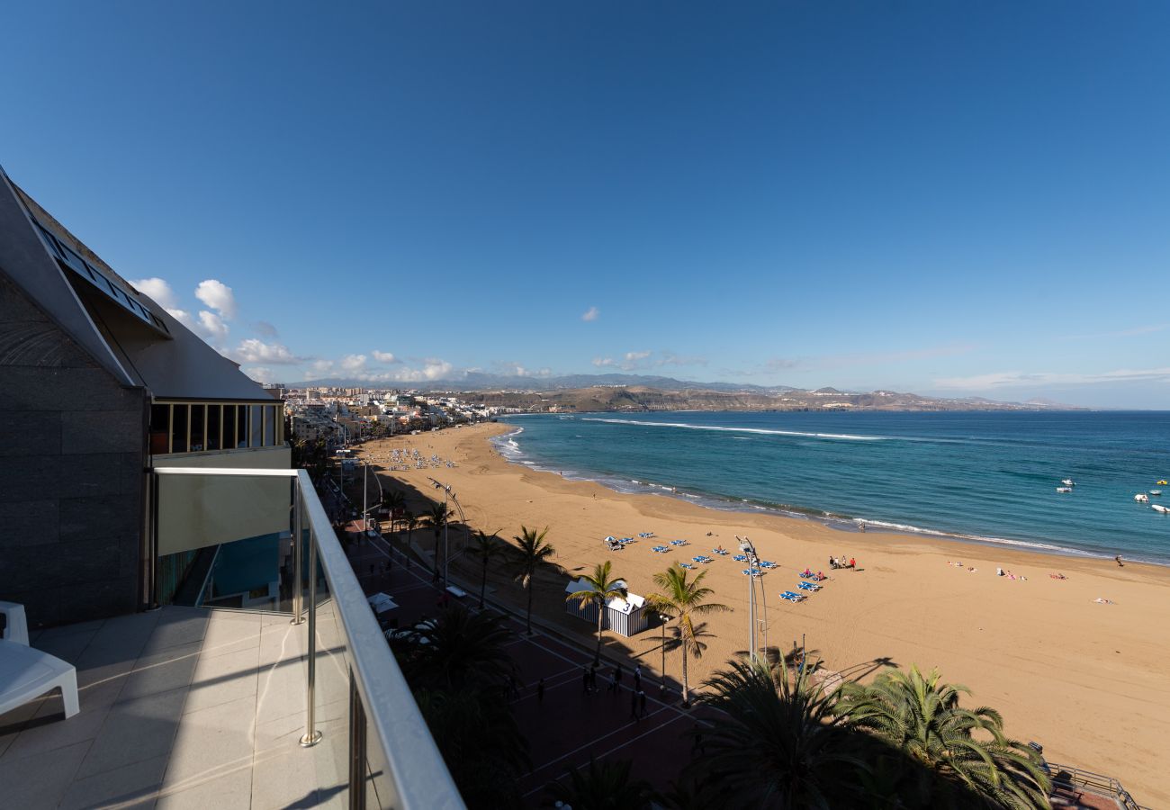 Ferienhaus in Las Palmas de Gran Canaria - Great terrace in front of the beach by CanariasGetaway