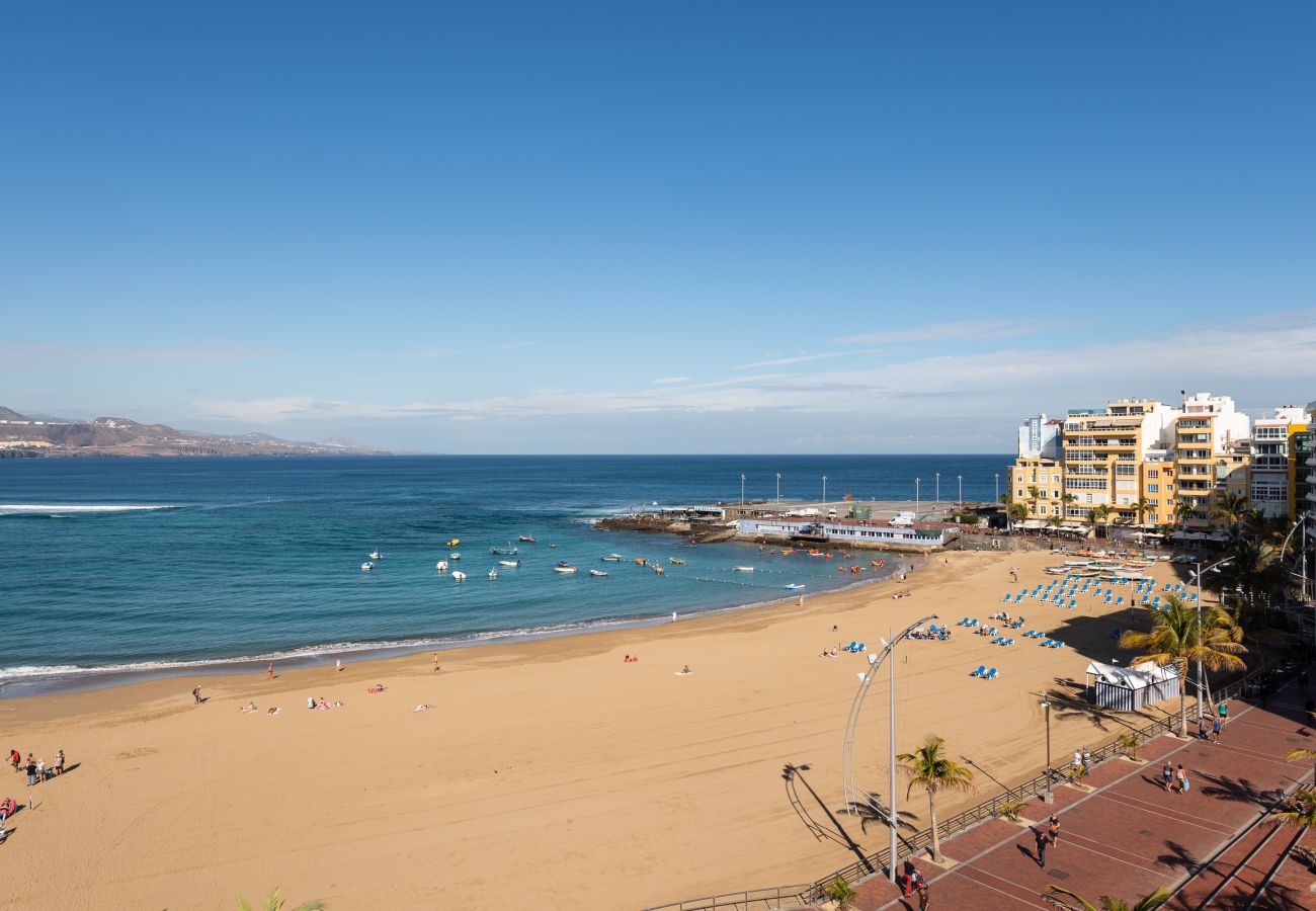 Ferienhaus in Las Palmas de Gran Canaria - Great terrace in front of the beach by CanariasGetaway