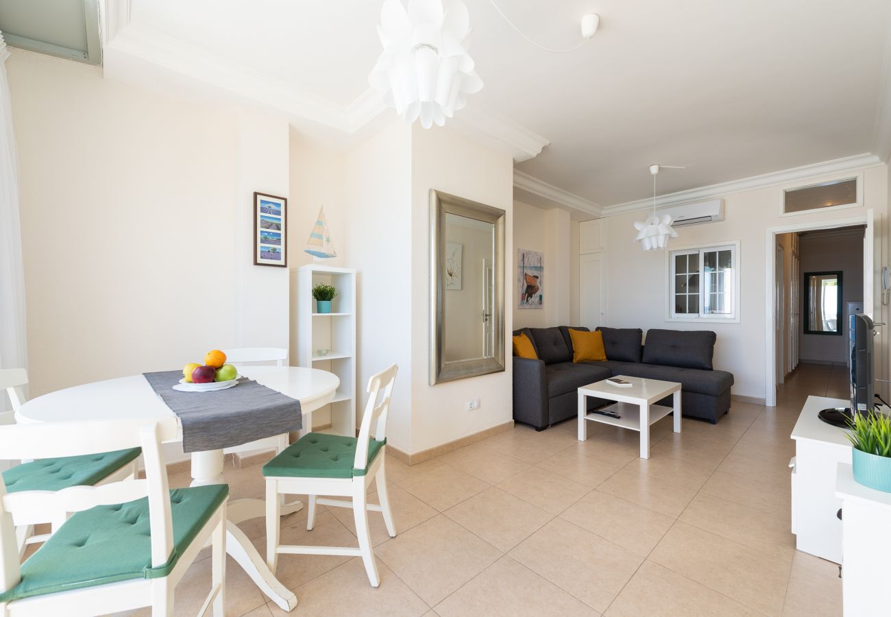 Ferienhaus in Las Palmas de Gran Canaria - Front line with nice terrace By CanariasGetaway 