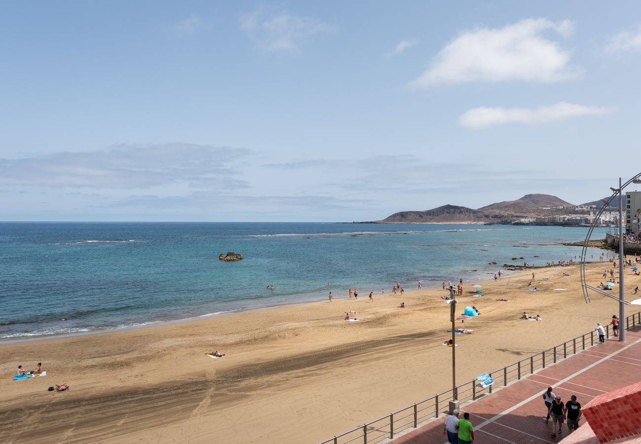 Ferienhaus in Las Palmas de Gran Canaria - Nice beach views with terrace By CanariasGetaway 