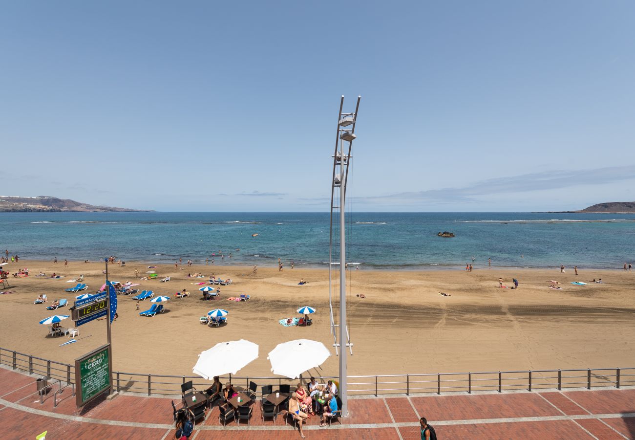 Ferienhaus in Las Palmas de Gran Canaria - Nice beach views with terrace By CanariasGetaway 