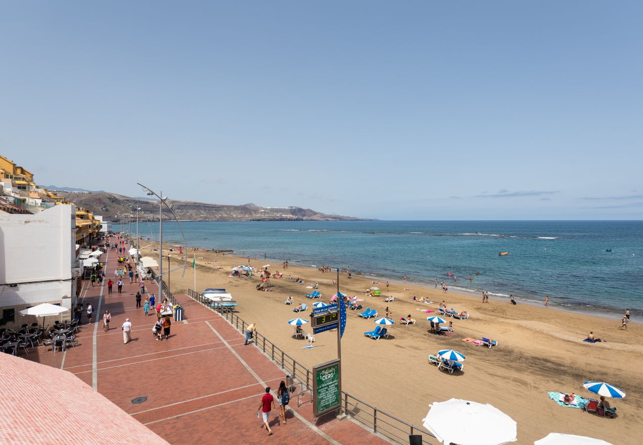 Ferienhaus in Las Palmas de Gran Canaria - Nice beach views with terrace By CanariasGetaway 