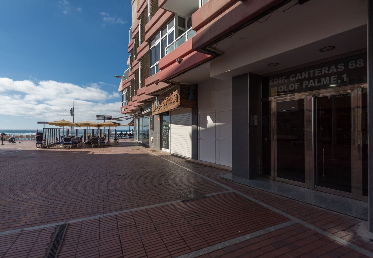 Ferienhaus in Las Palmas de Gran Canaria - Nice beach views with terrace By CanariasGetaway 