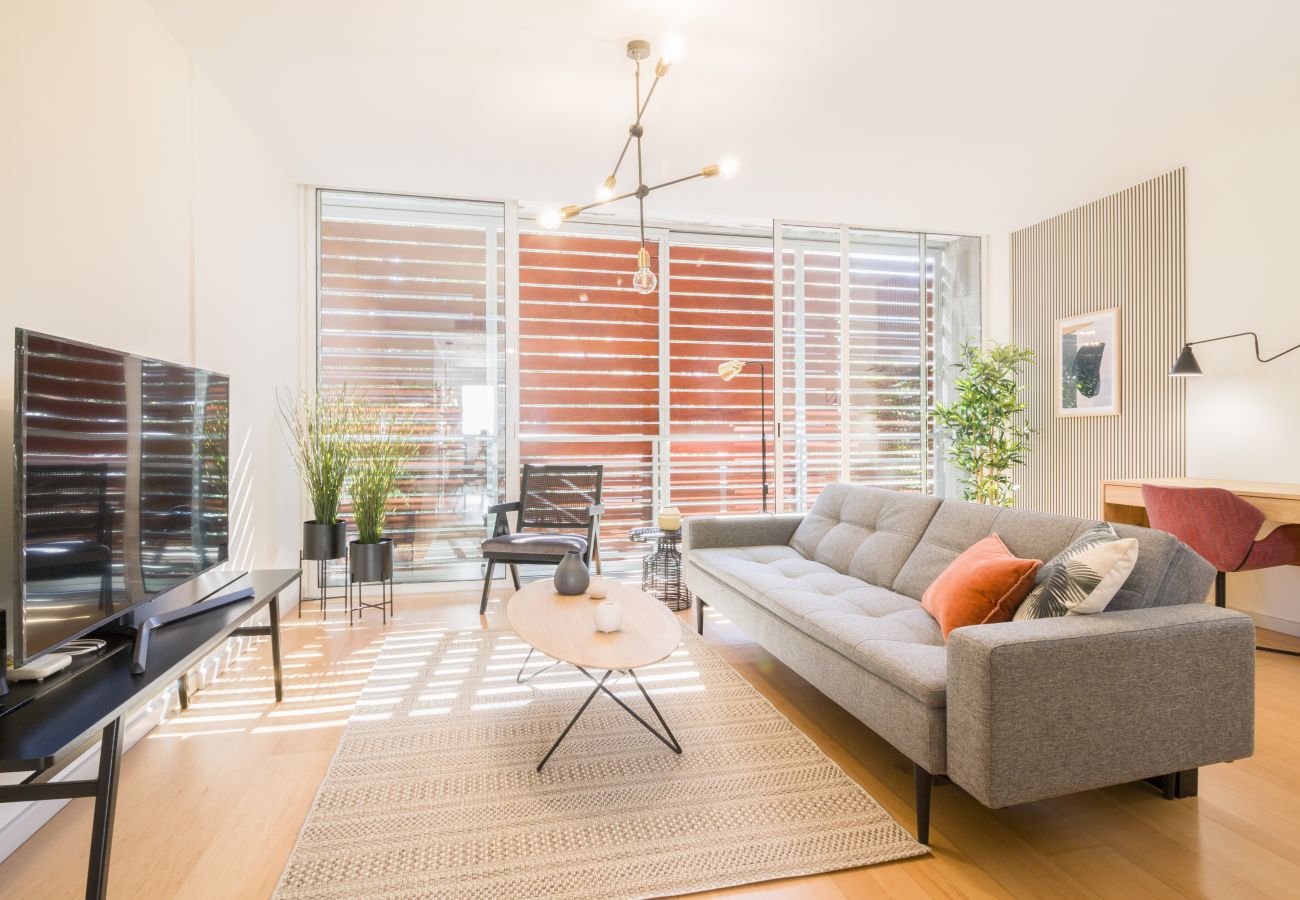 Ferienwohnung in Tenerife - HomeForGuest  Design-Apartment im Dachgeschoss, KOSTENLOSES Parken