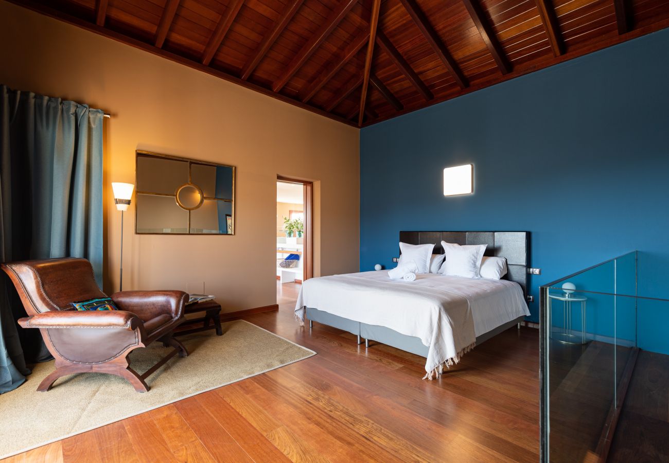 Villa in Antigua - Fuerteventura - HomeForGuest Casa Atlanntes: beheiztes Schwimmbad, 4000m² Garten - HomeForGuest 