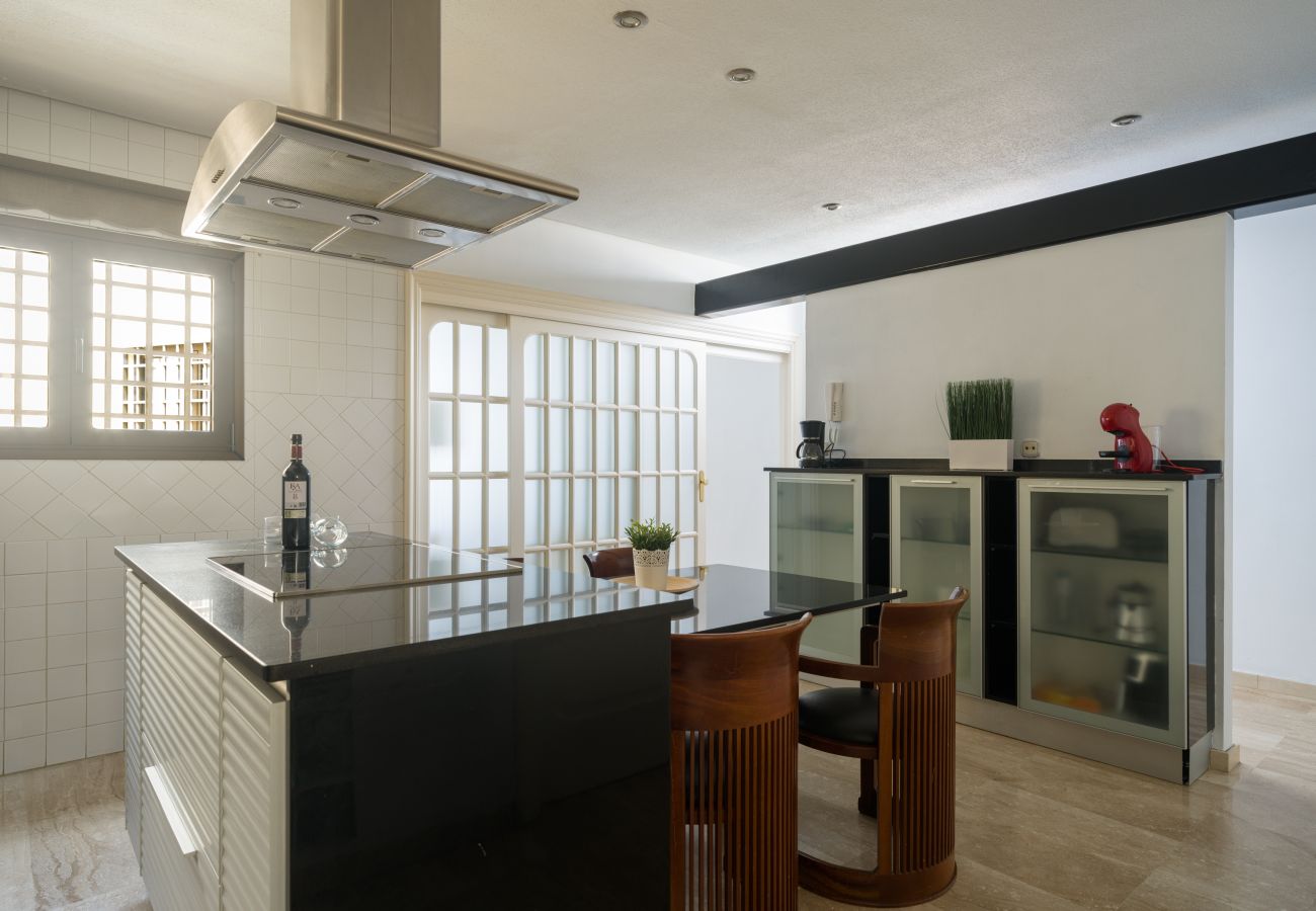 Ferienhaus in Las Palmas de Gran Canaria - Awesome beachfront terrace By CanariasGetaway 
