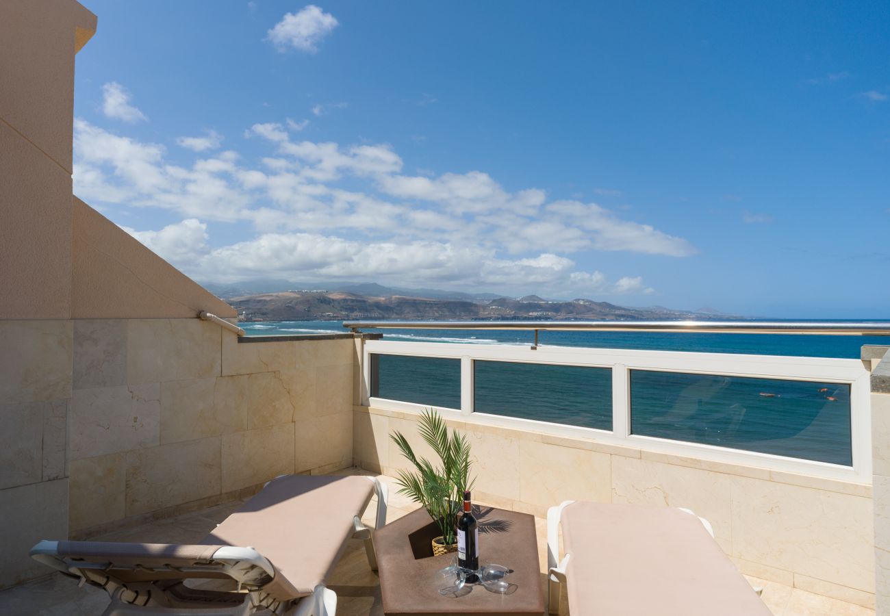 Ferienhaus in Las Palmas de Gran Canaria - Awesome beachfront terrace By CanariasGetaway 