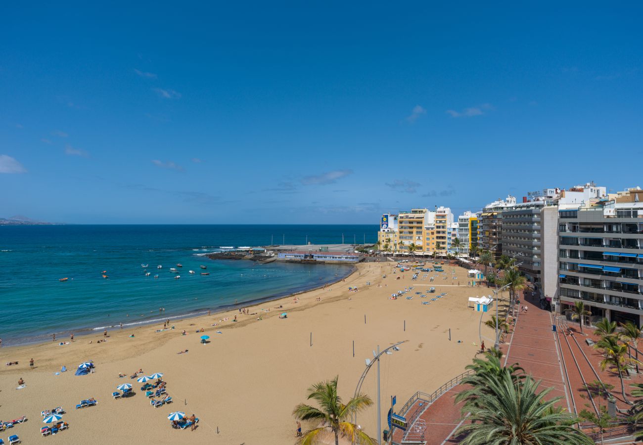 Ferienhaus in Las Palmas de Gran Canaria - Awesome beachfront terrace By CanariasGetaway 