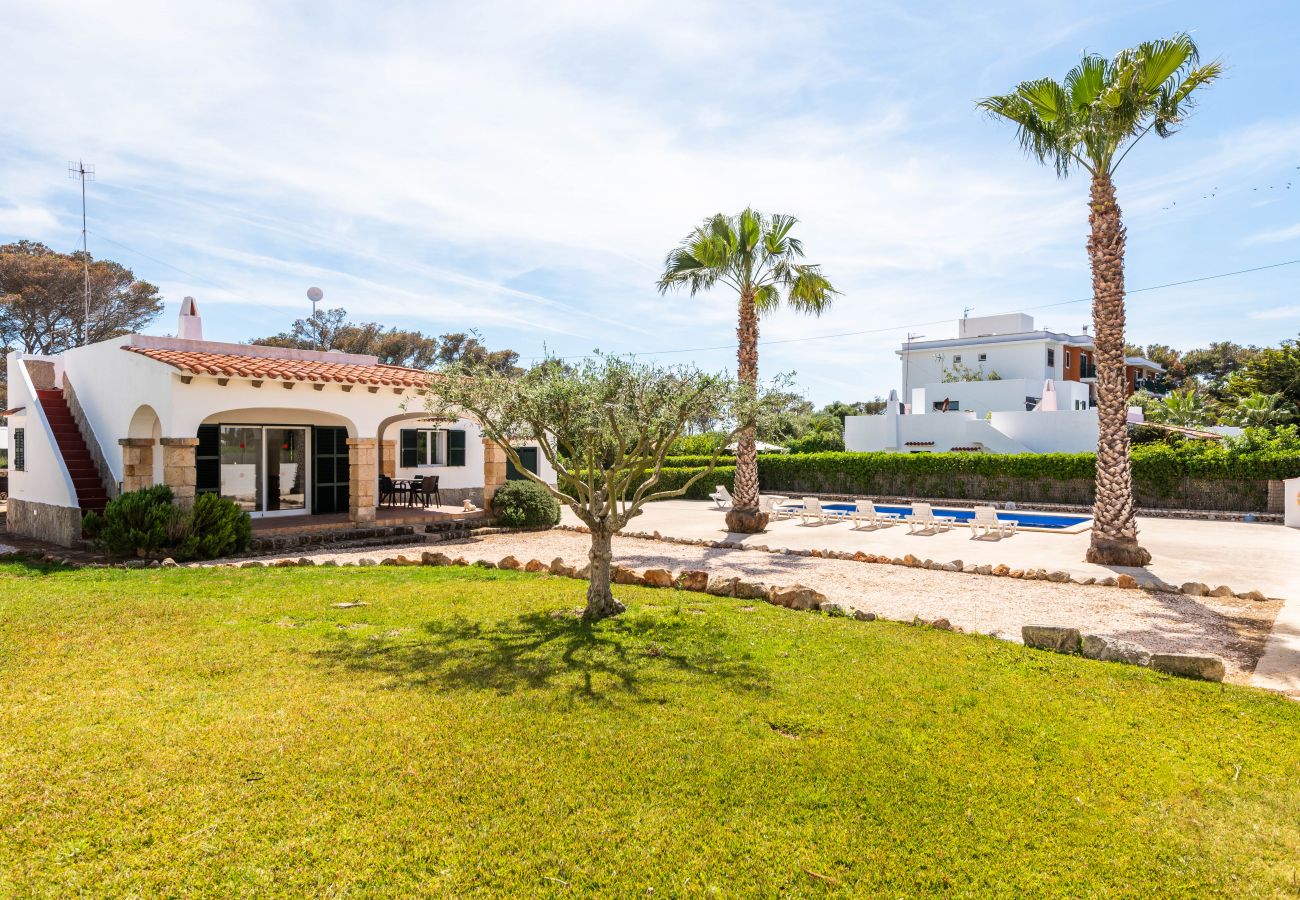 Villa in Cala Blanca - VILLA BINISARET 1