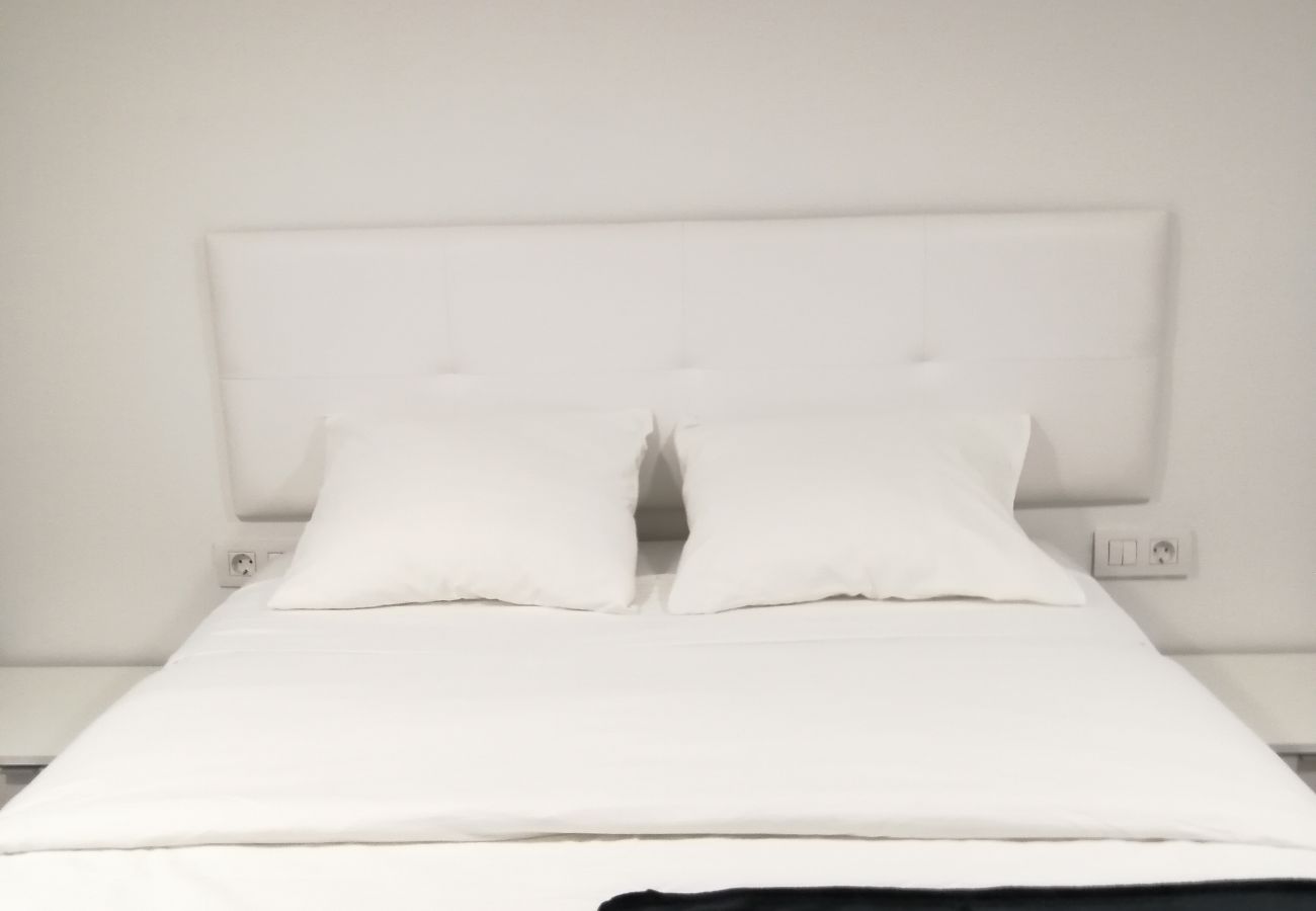 Ferienwohnung in Tenerife - HomeForGuest  NUEVO* Bioma Imperial: Modernes & minimalistisches Loft