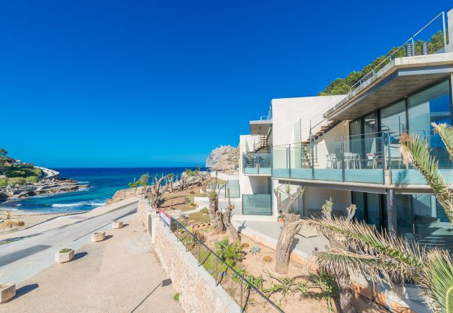 Ferienwohnung in Cala Sant Vicenç - Mirador Blue Garden F