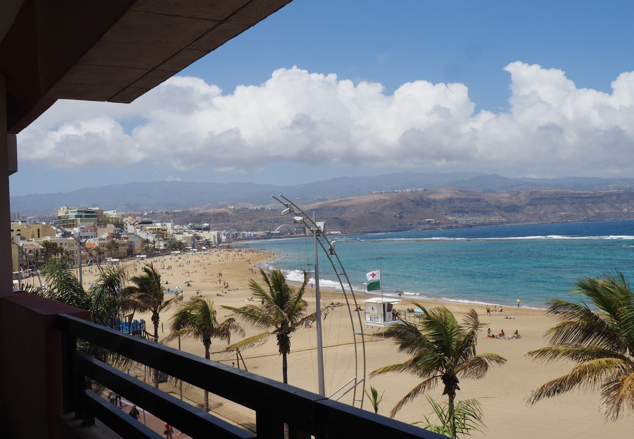 Ferienhaus in Las Palmas de Gran Canaria - Huge Balcony over Las Canteras By CanariasGetaway 