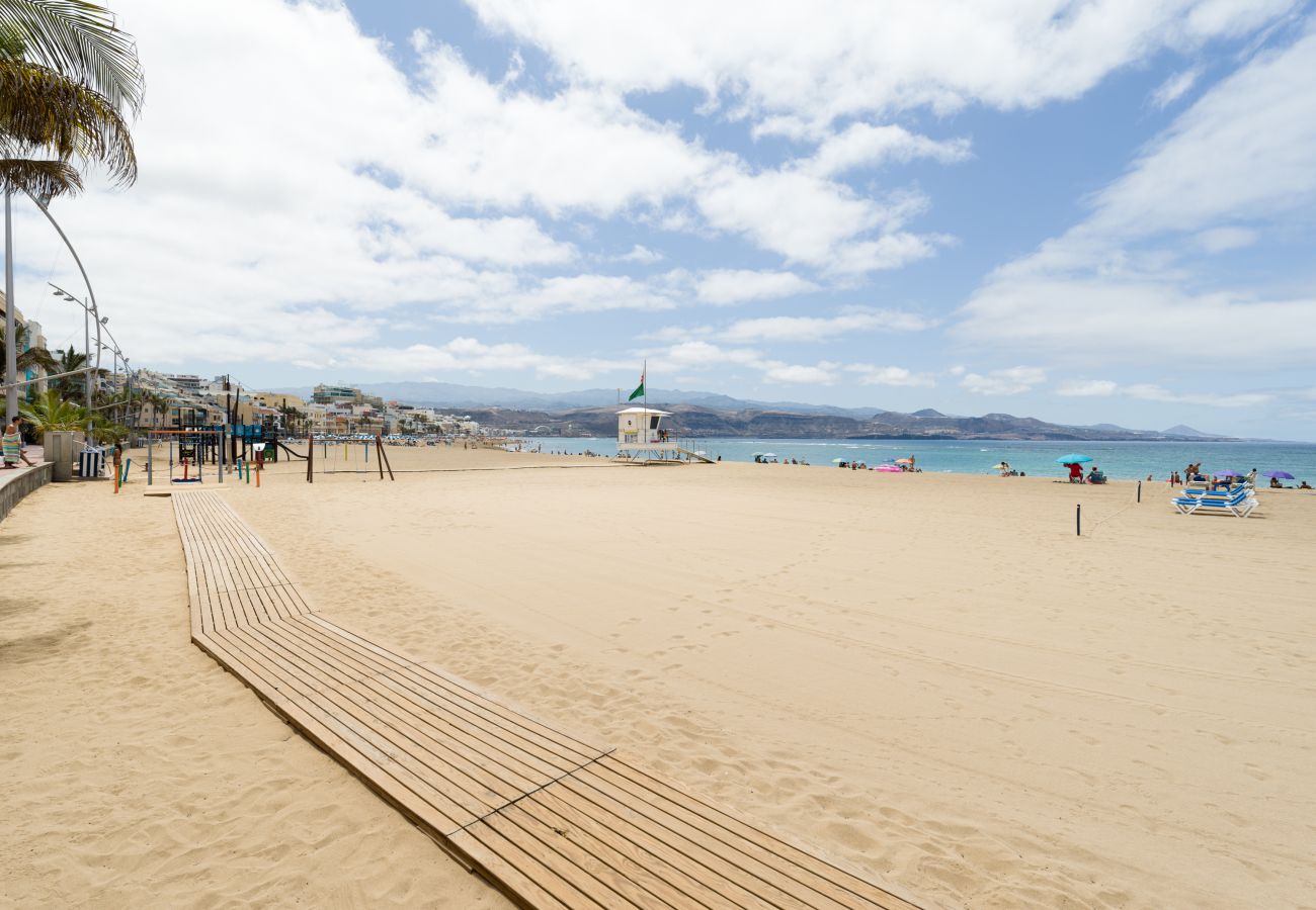 Ferienhaus in Las Palmas de Gran Canaria - Huge Balcony over Las Canteras By CanariasGetaway 