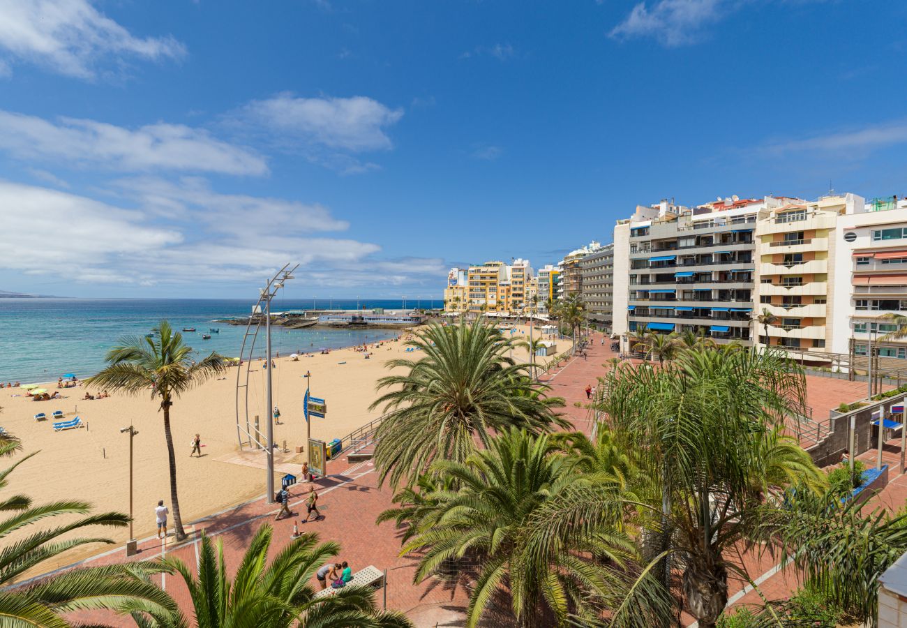 Ferienhaus in Las Palmas de Gran Canaria - Huge Balcony over Las Canteras By CanariasGetaway 