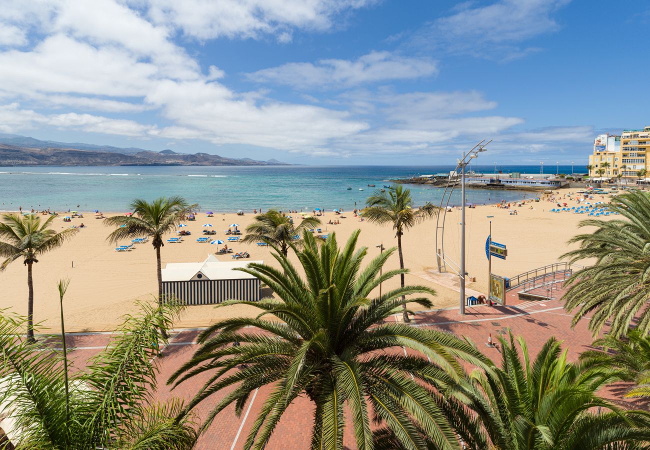 Ferienhaus in Las Palmas de Gran Canaria - Huge Balcony over Las Canteras By CanariasGetaway 