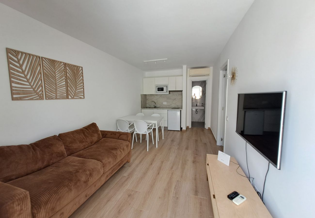 Ferienwohnung in Corralejo - Apartment with terrace, swimming pool in Corralejo - Home For Guest
